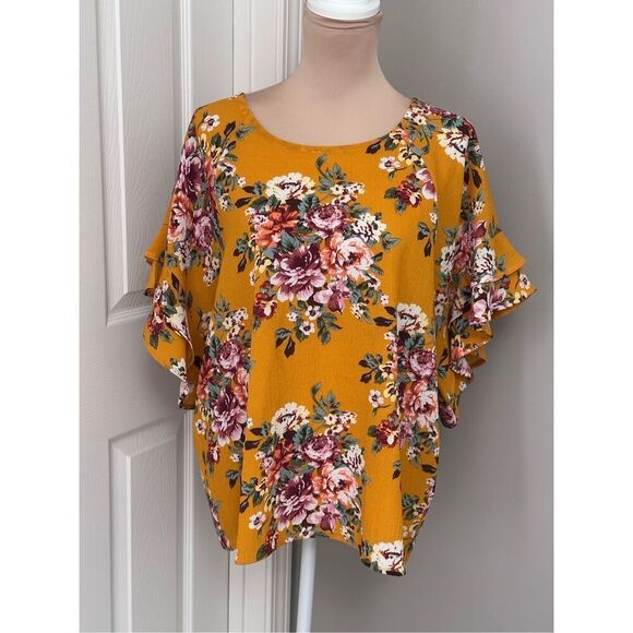 Umgee floral top - Picture 1 of 8